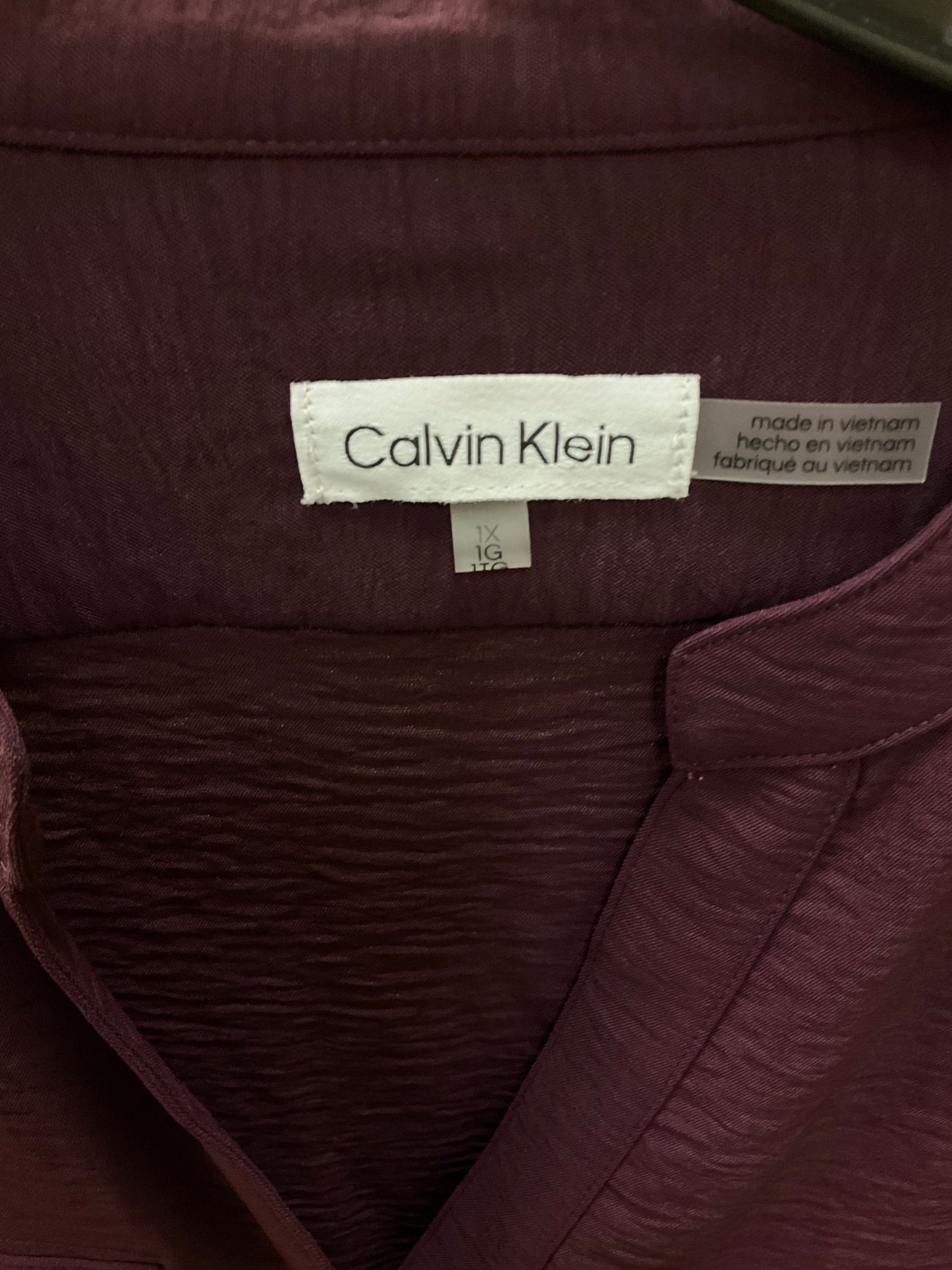 Top Long Sleeve By Calvin Klein In Maroon, Size: 18