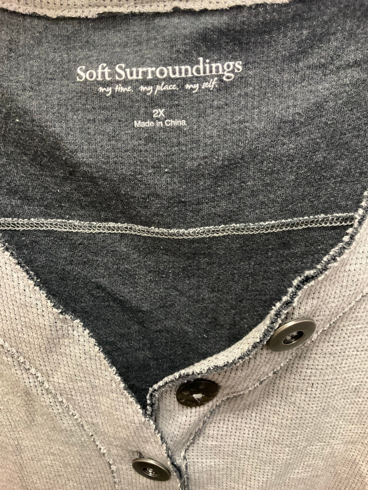 Top Long Sleeve By Soft Surroundings In Grey, Size: 24