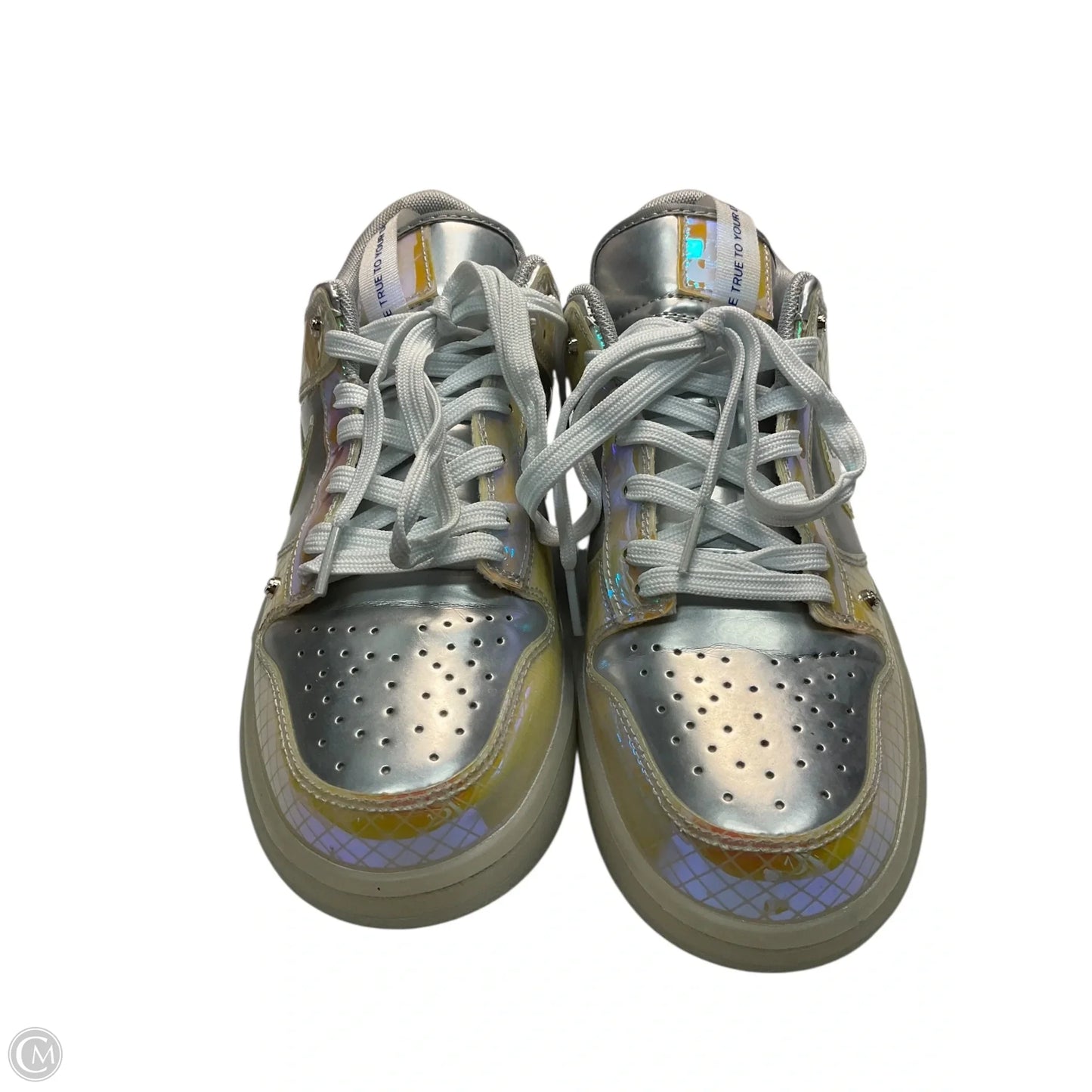 Shoes Sneakers By Nike In Silver, Size: 8