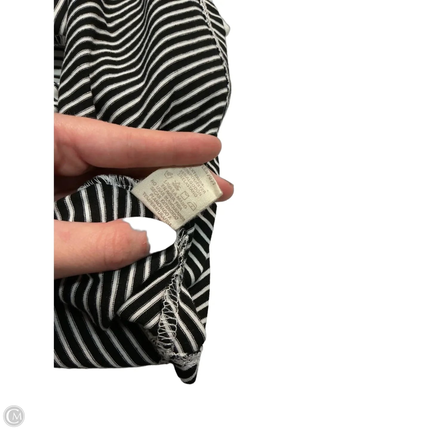 Top Sleeveless By Hem & Thread In Black, Size: M