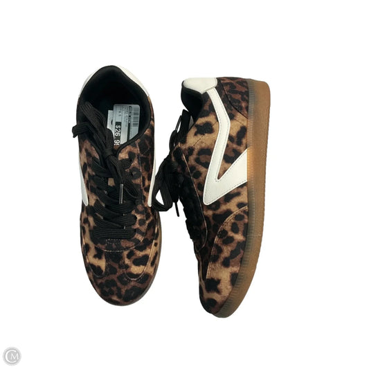 Shoes Athletic By Dolce Vita In Animal Print, Size: 6.5