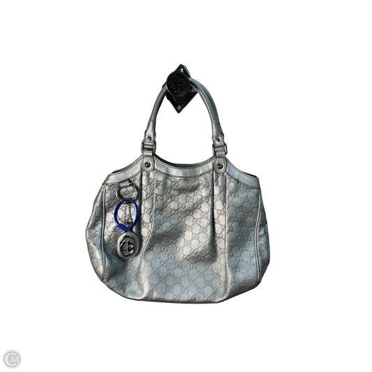 Handbag Luxury Designer By Gucci, Size: Medium