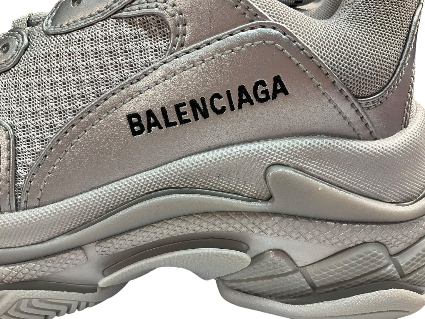 Shoes Luxury Designer By Balenciaga In Grey, Size: 7