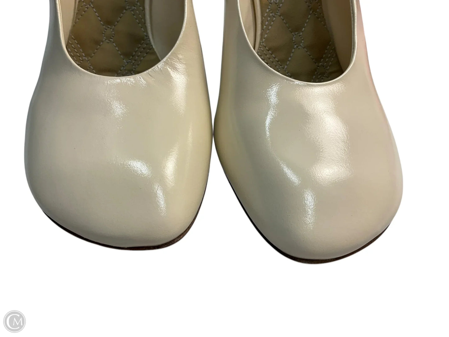 Shoes Luxury Designer By Burberry In Ivory, Size: 7.5