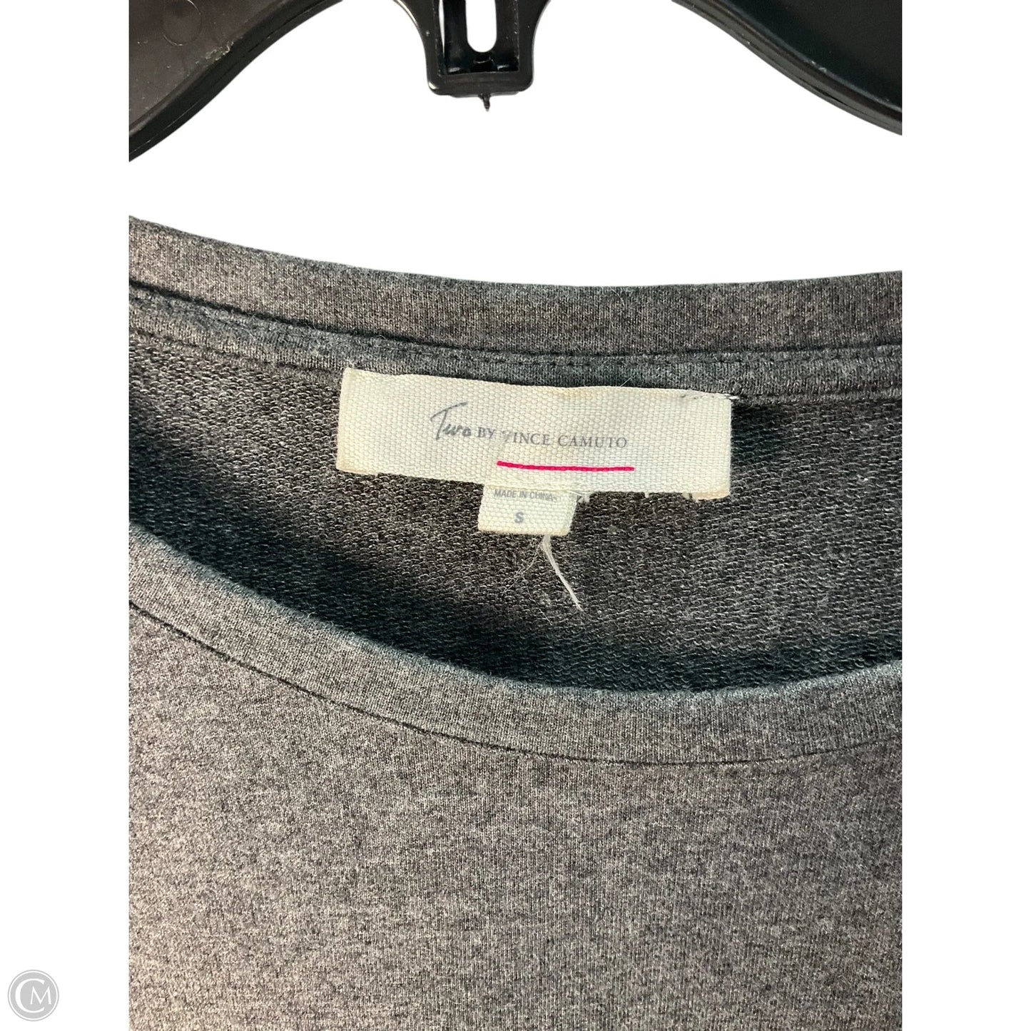 Top Long Sleeve By Vince Camuto In Grey, Size: S