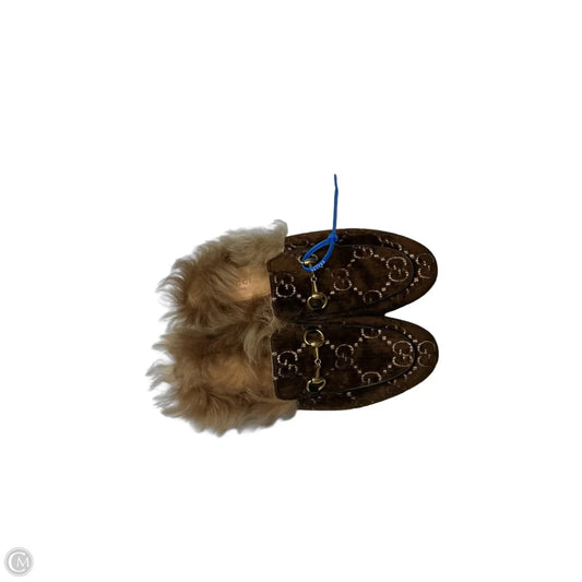Shoes Luxury Designer By Gucci In Brown, Size: 7.5