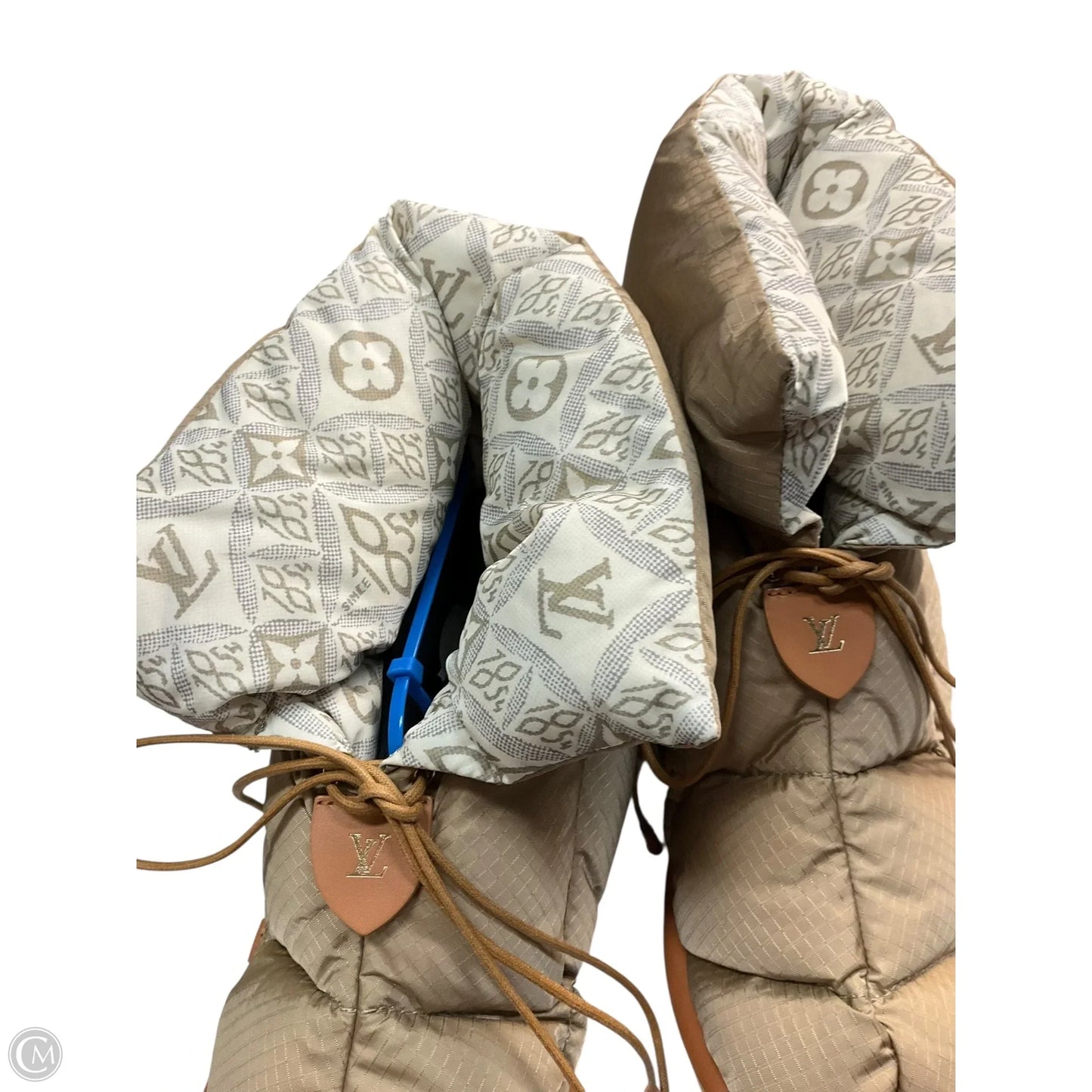 Boots Luxury Designer By Louis Vuitton In Brown, Size: 9