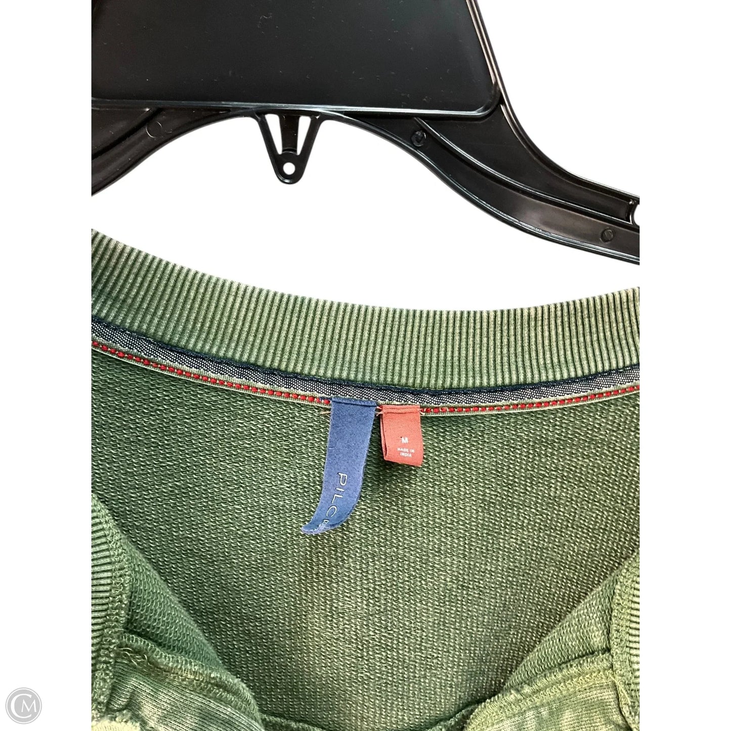 Top Long Sleeve By Pilcro In Green, Size: M