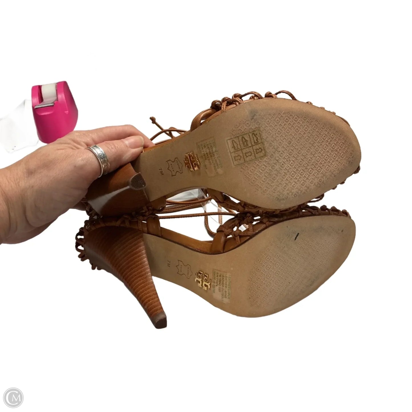 Shoes Designer By Tory Burch In Tan, Size: 7