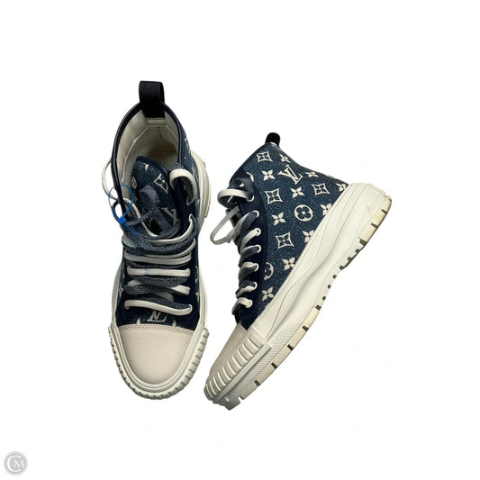 Shoes Luxury Designer By Louis Vuitton In Blue, Size: 11