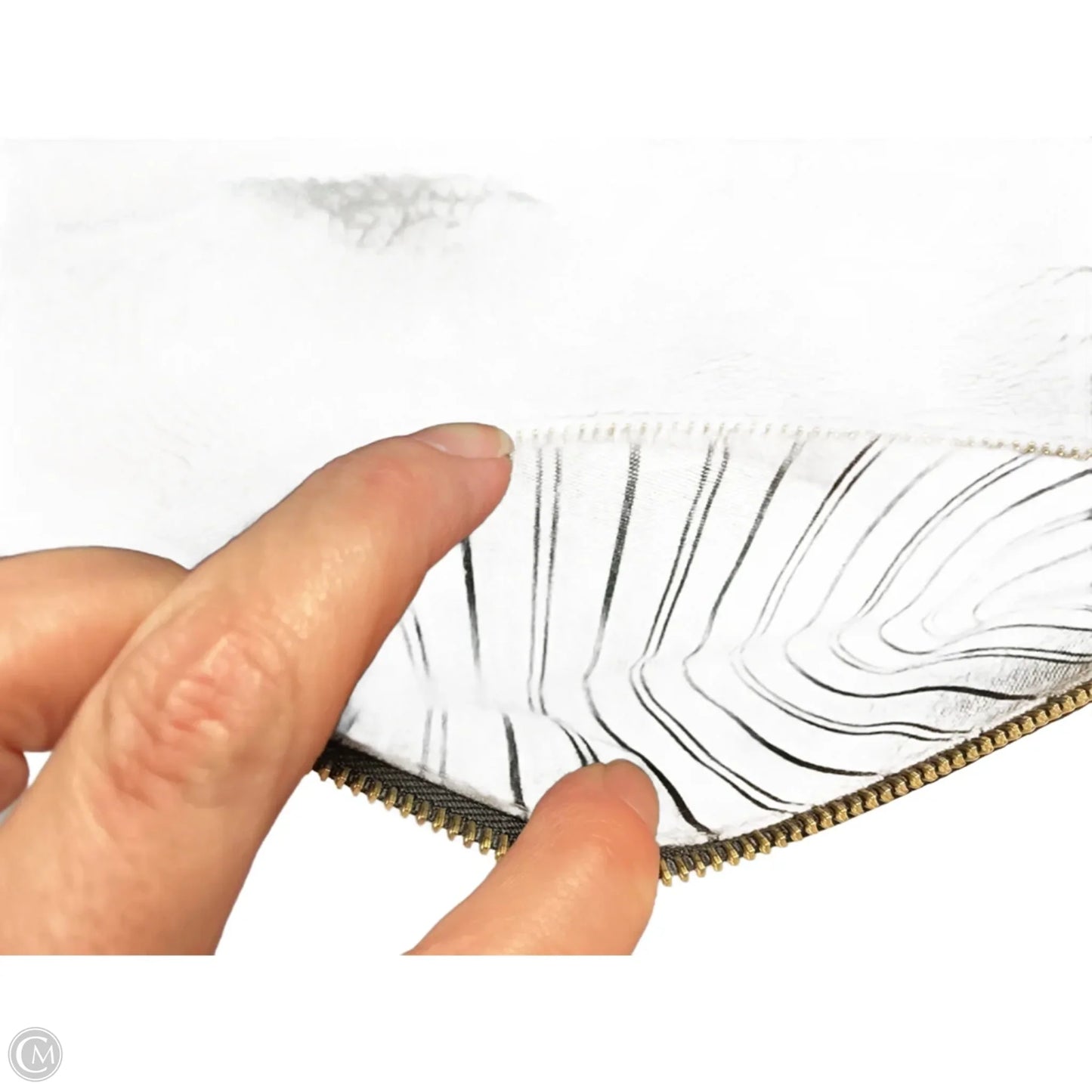 Crossbody Luxury Designer By Louis Vuitton, Size: Medium