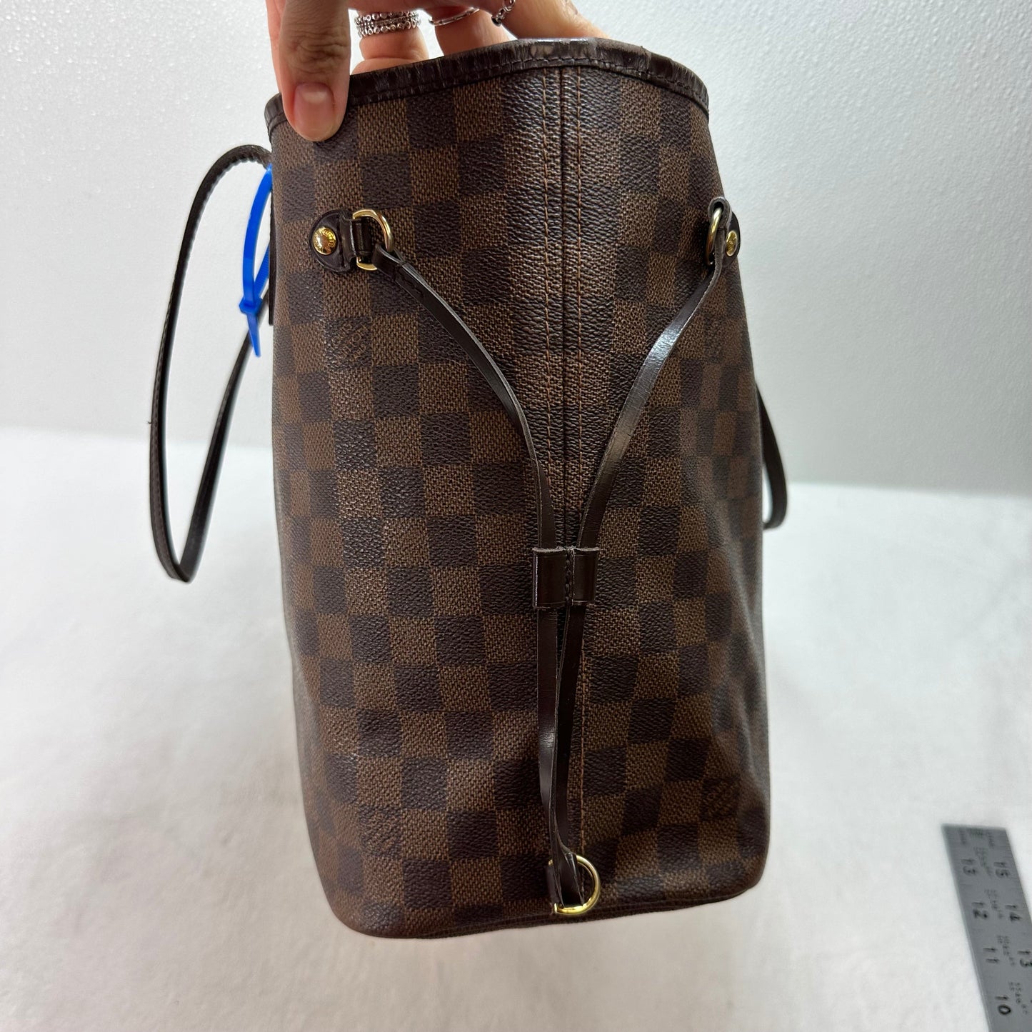 Handbag Luxury Designer By Louis Vuitton, Size: Large