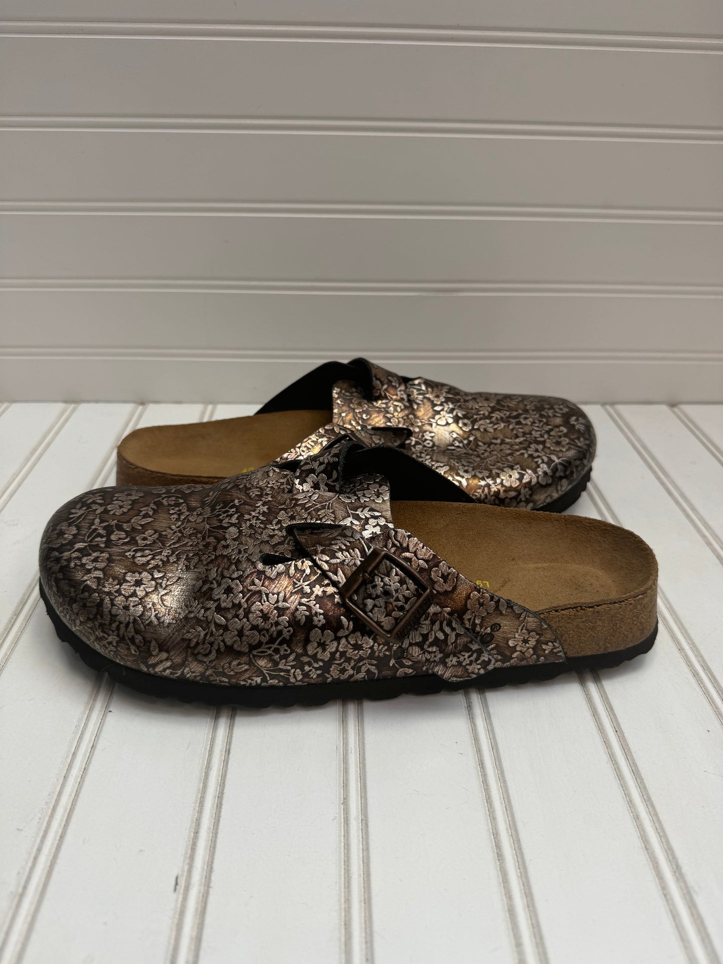 Bronze Shoes Flats Birkenstock, Size 9