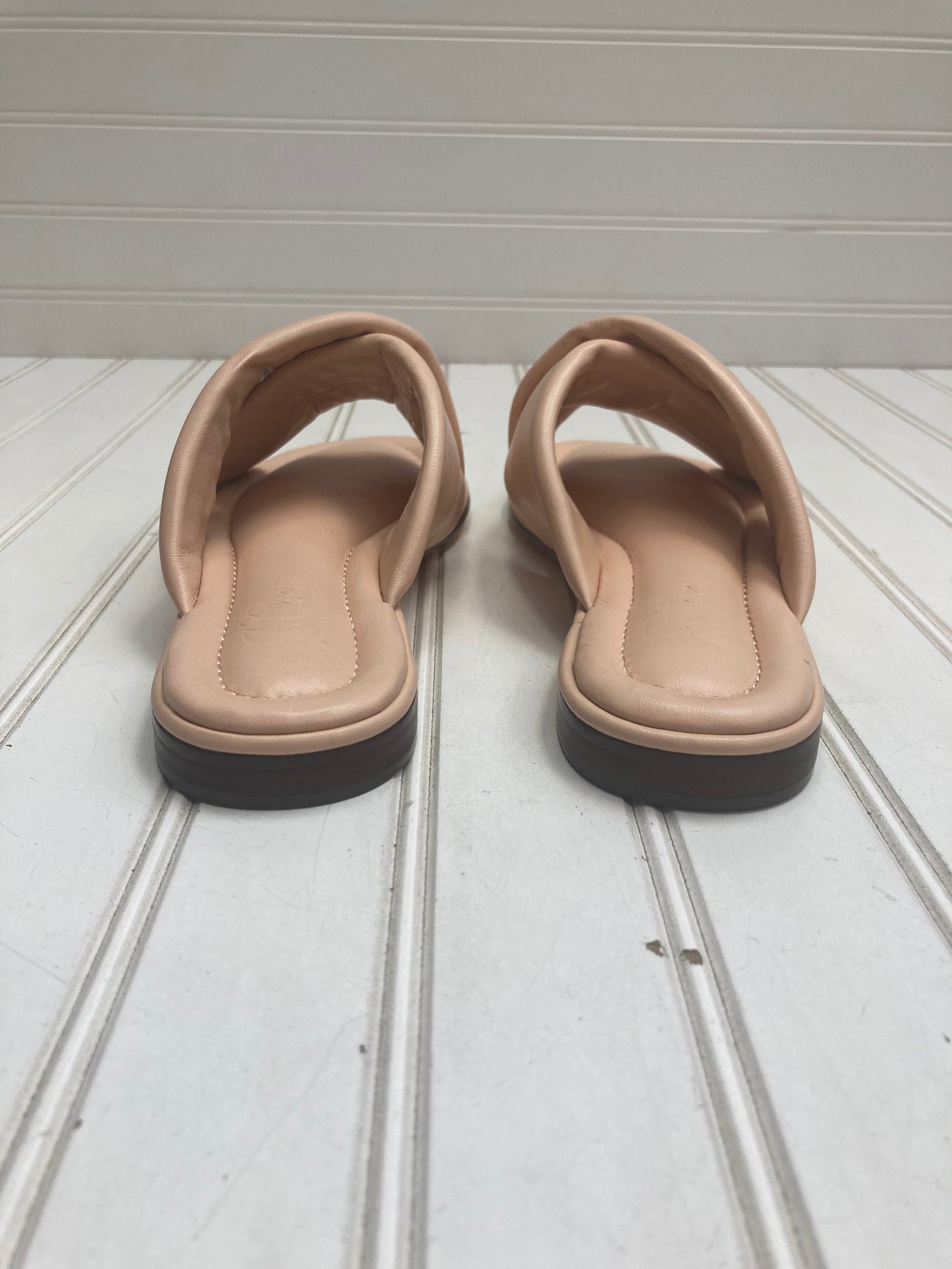 Peach Sandals Flats J. Crew, Size 8.5