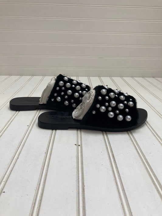 Black & White Sandals Flats Sol Sana, Size 6.5