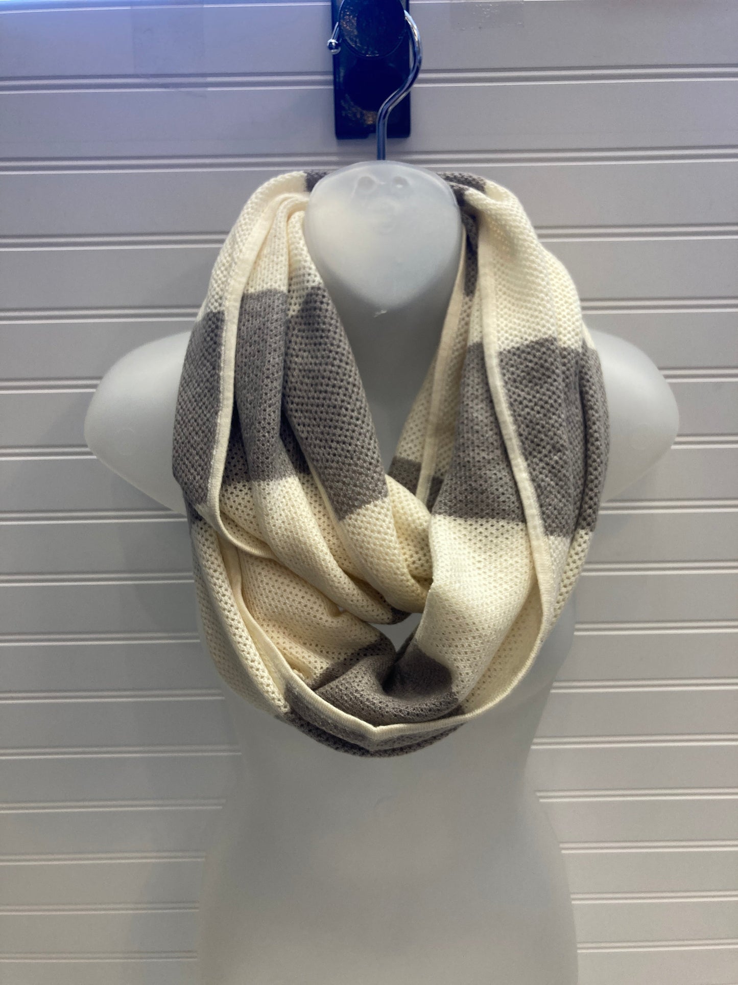 Scarf Infinity By Lululemon