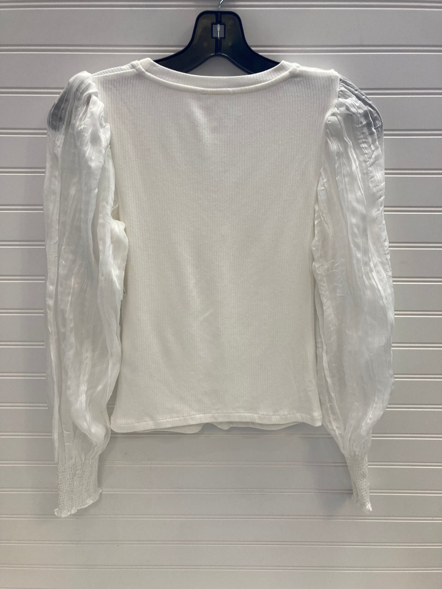 Top Long Sleeve By Heartloom In White, Size: Xs