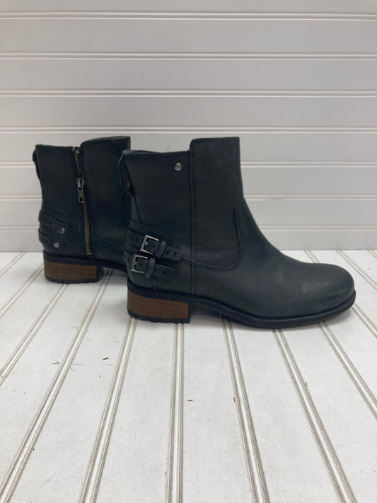 Boots Designer By Ugg In Black, Size: 7.5