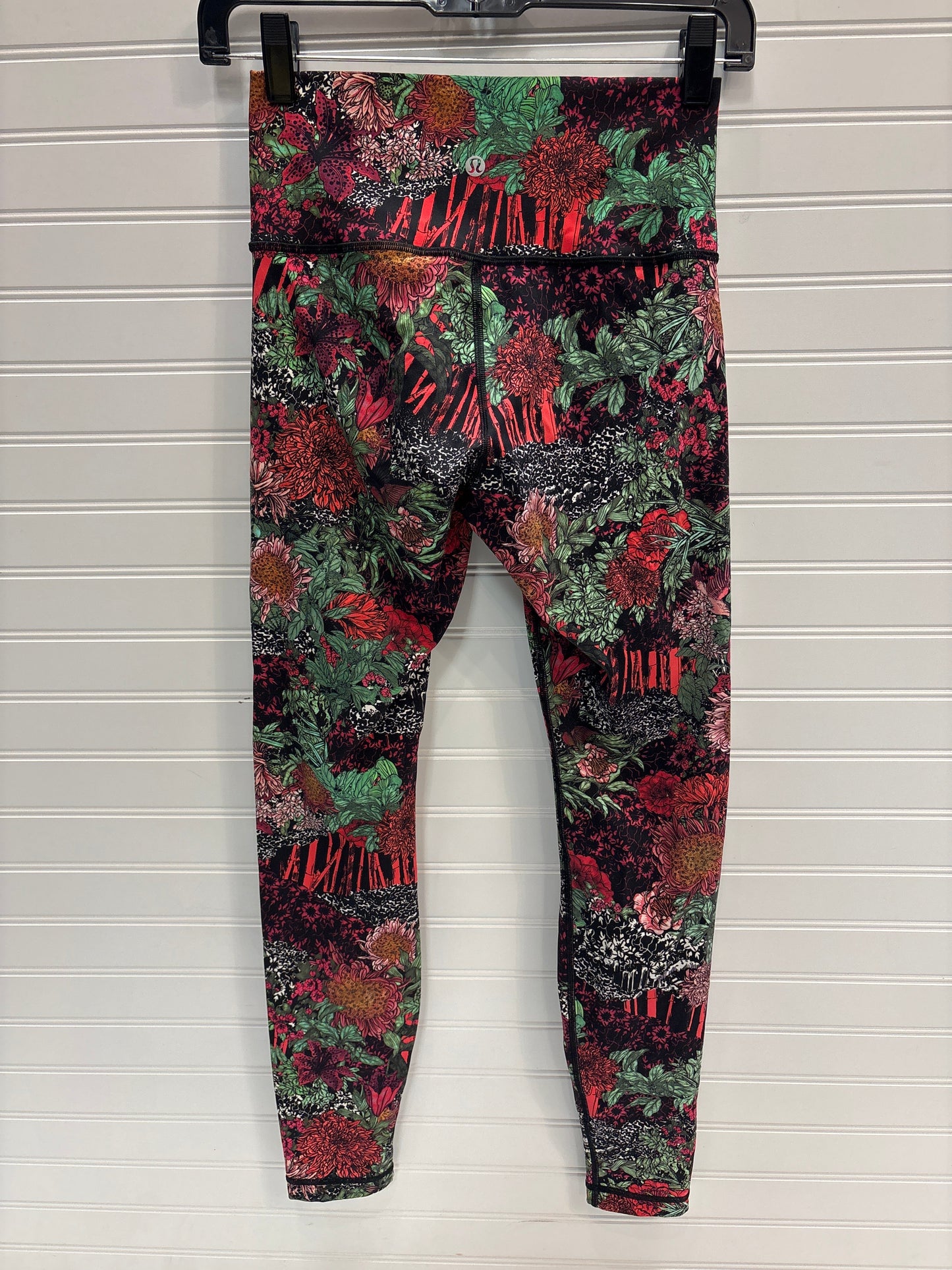 Athletic Capris By Lululemon In Floral Print, Size: 6