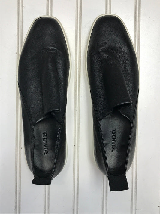 Shoes Flats By Vince In Black & White, Size: 7