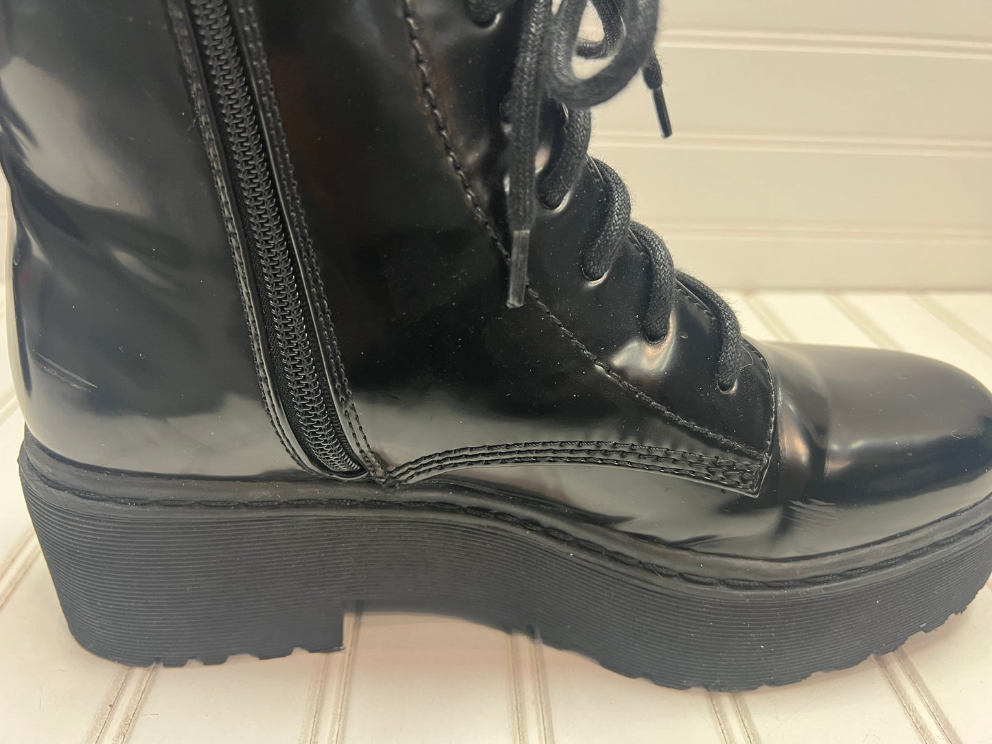 Boots Combat By Jeffery Campbell  Size: 9
