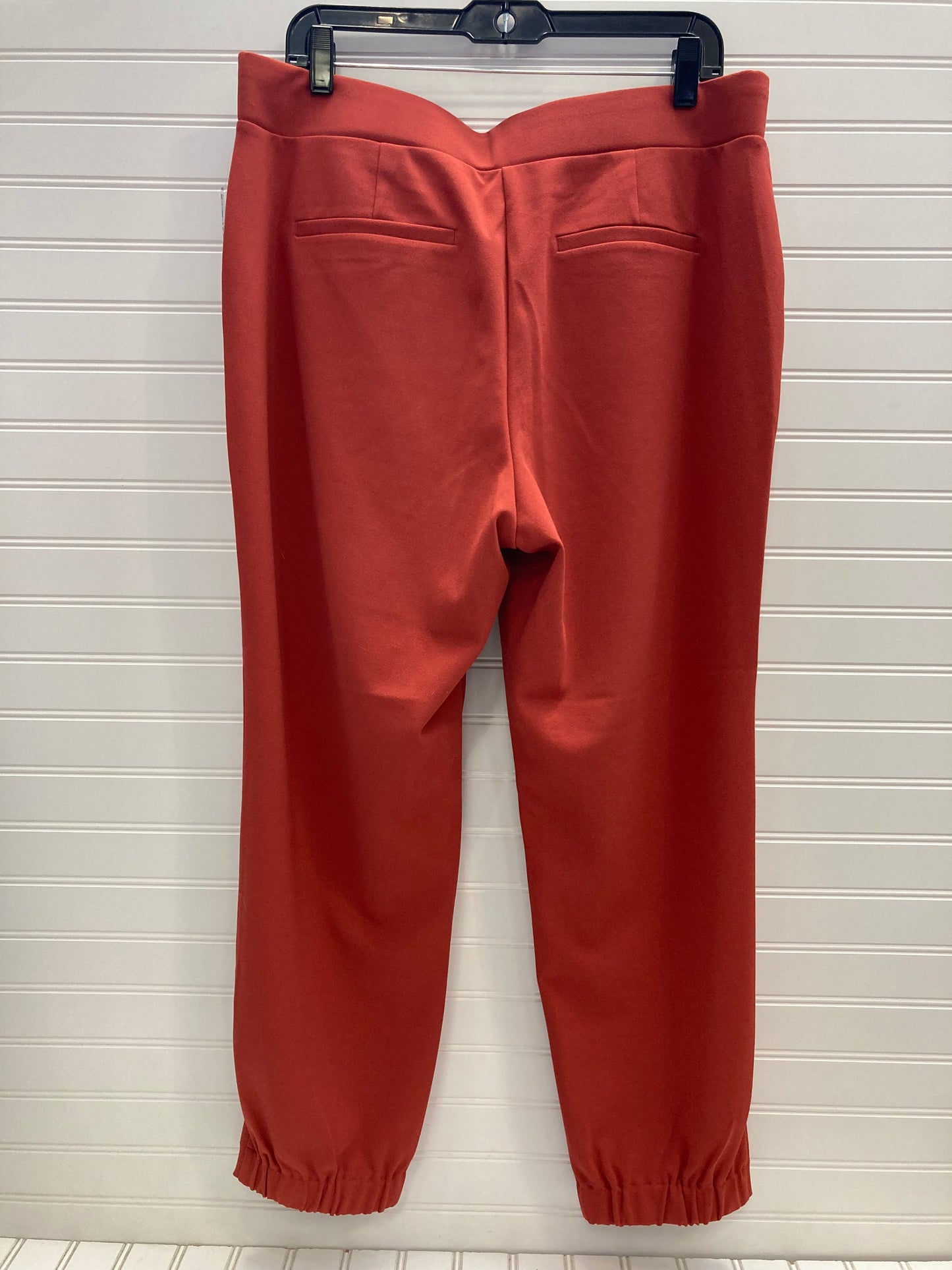 Red Pants Joggers Loft, Size L