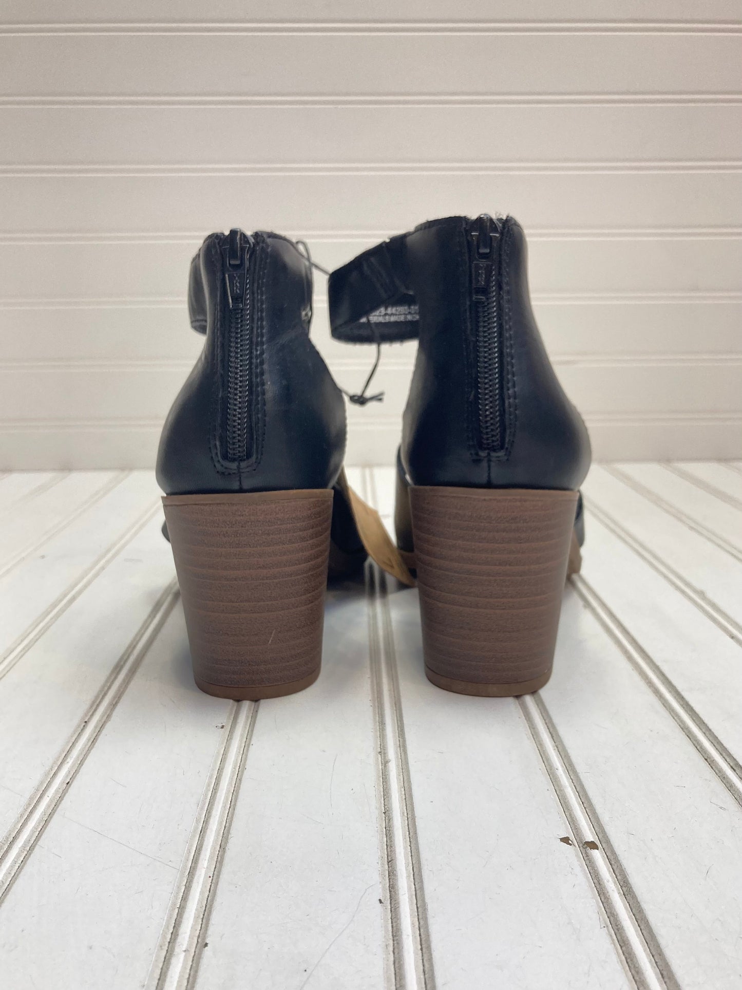 Black & Brown Sandals Heels Block Frye And Co, Size 9.5