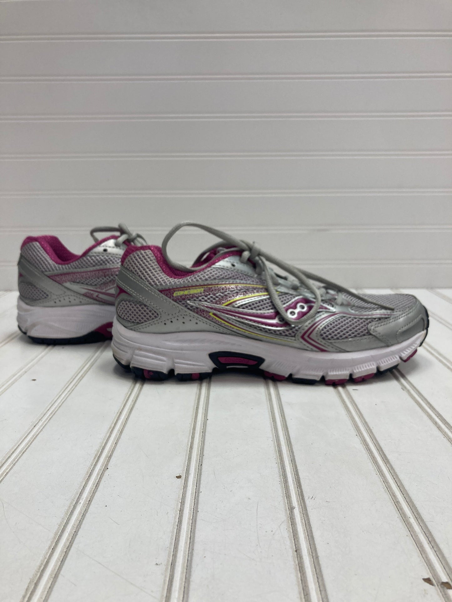 Shoes Athletic By Sacouny In Grey & Purple, Size: 7.5