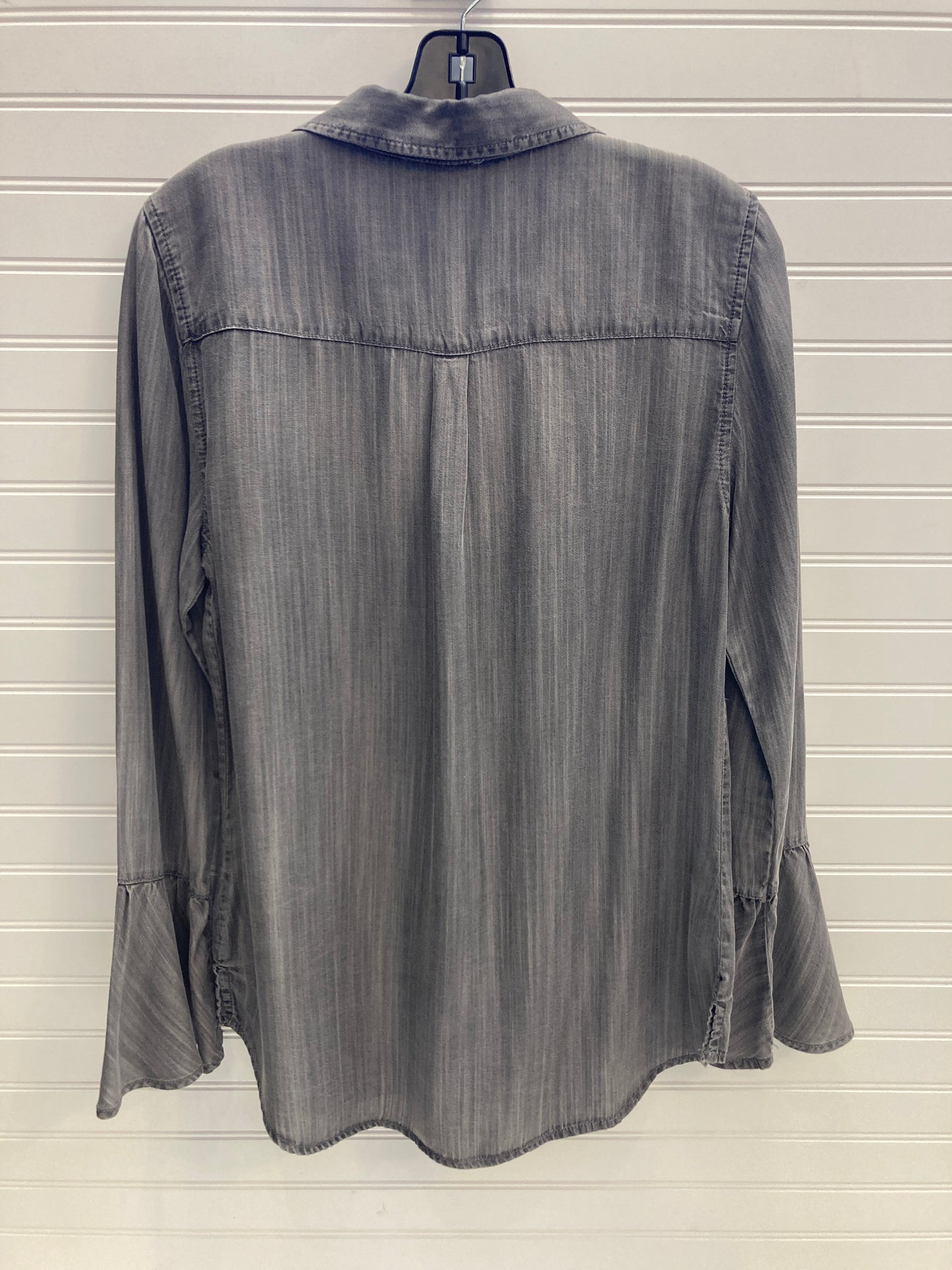 Blouse Long Sleeve By Beachlunchlounge In Grey, Size: M