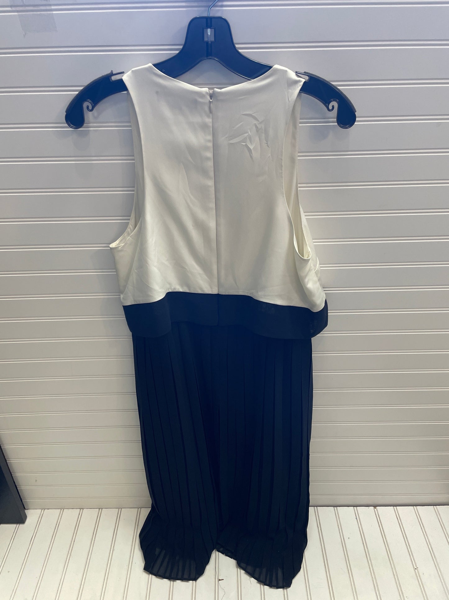 Dress Work By Banana Republic In Black & Cream, Size: 8