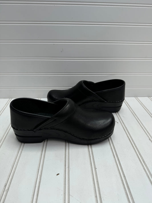 Shoes Heels Block By Sanita In Black, Size: 6