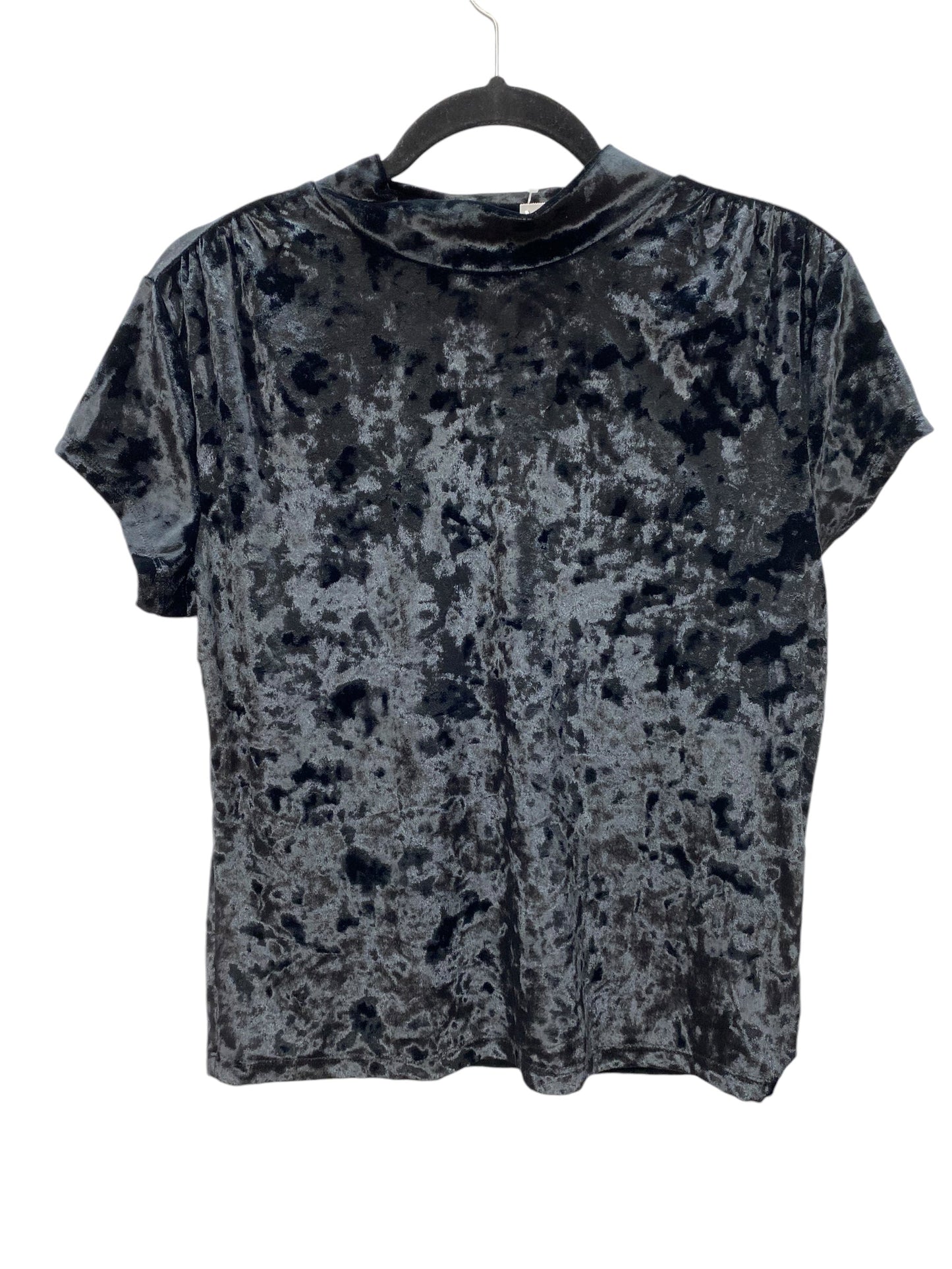 Top Short Sleeve By A New Day In Black, Size: L