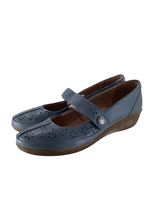 Shoes Flats By Clarks In Blue, Size: 9