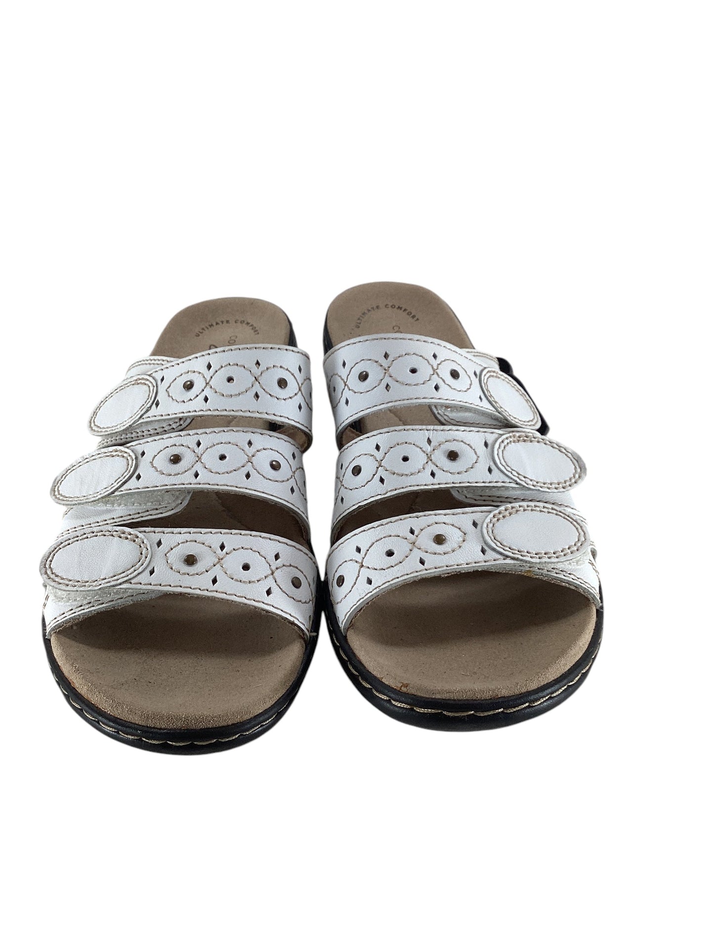 Sandals Flats By Clarks In Cream, Size: 9