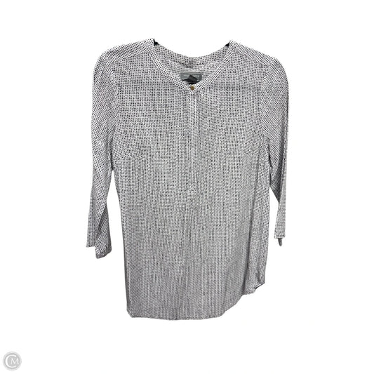 Top Long Sleeve By Liz Claiborne In White, Size: S