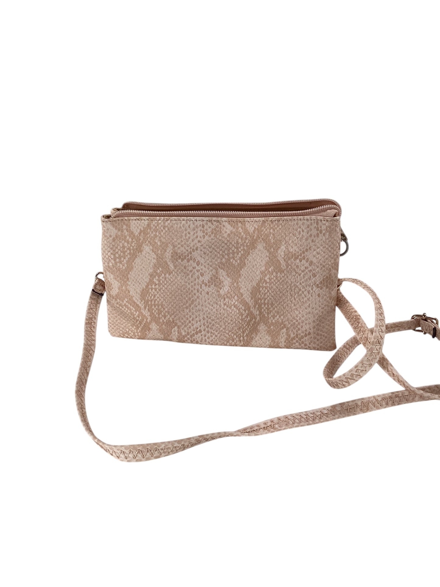 Crossbody By Cmf, Size: Medium