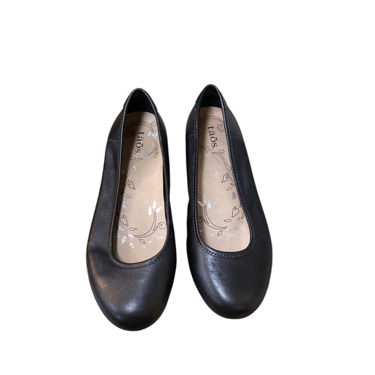 Shoes Flats By Taos In Black, Size: 8.5