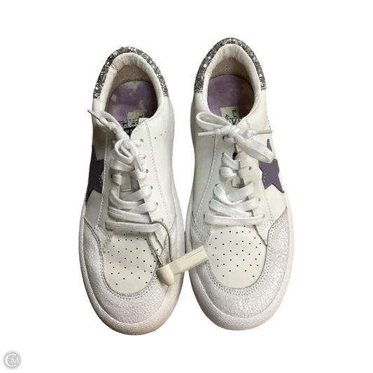 Shoes Sneakers By Vintage Havana In White, Size: 6