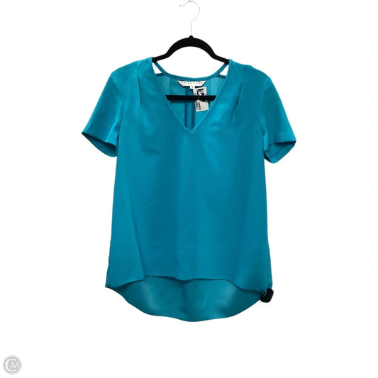 Top Short Sleeve By Trina Turk In Blue, Size: S