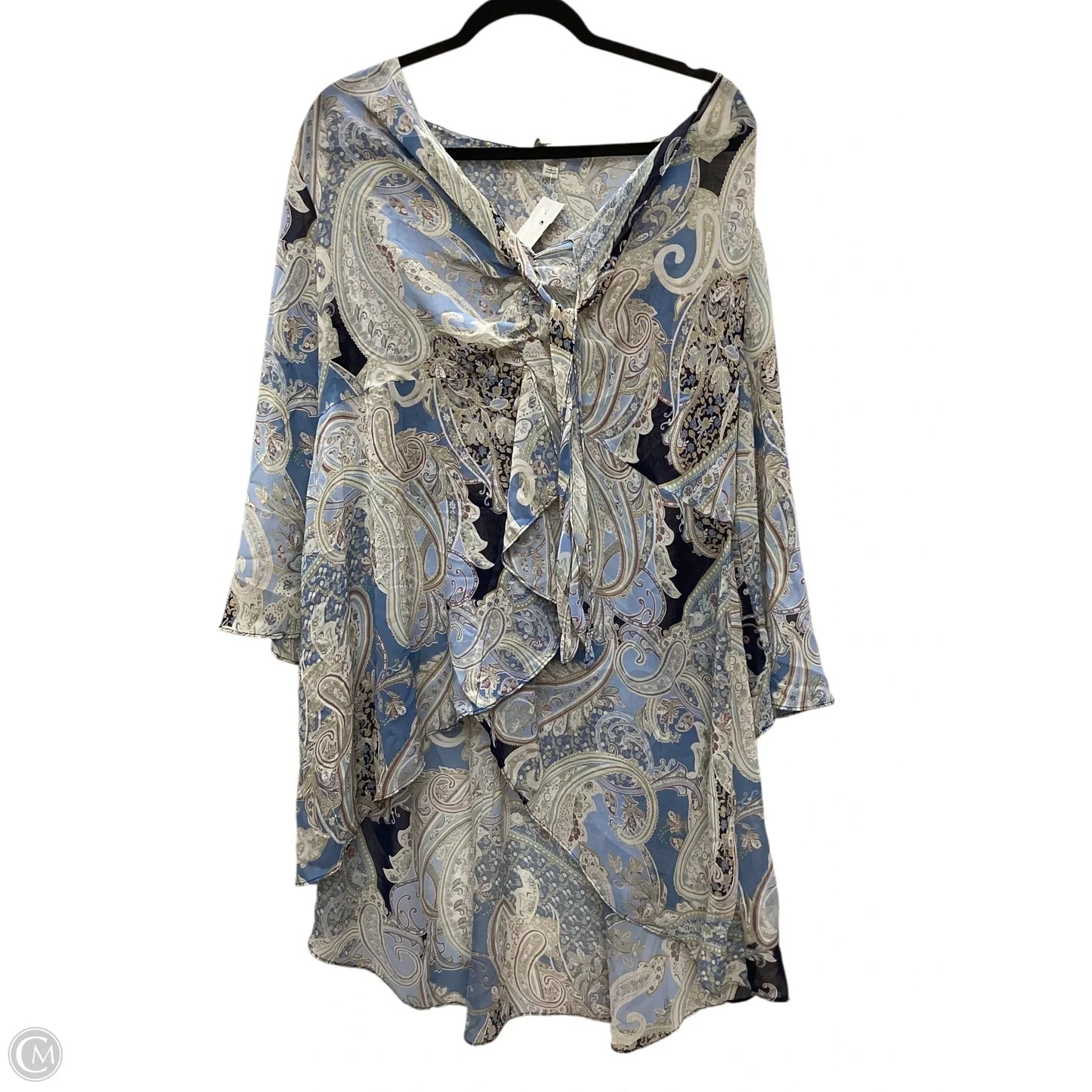 Top Short Sleeve By Cato In Multi-colored, Size: 18