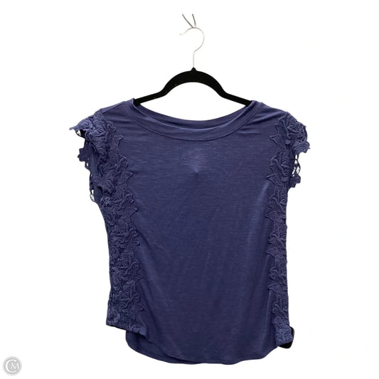 Top Short Sleeve Basic By Daytrip In Blue, Size: S