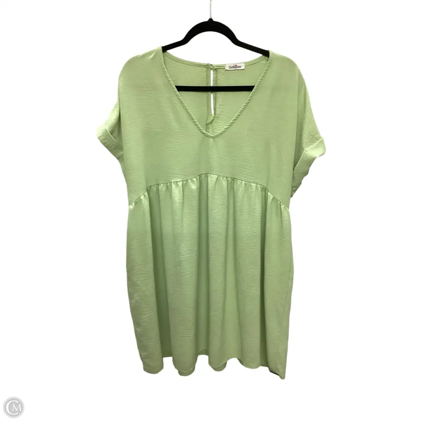 Dress Casual Short By Geegee In Green, Size: L