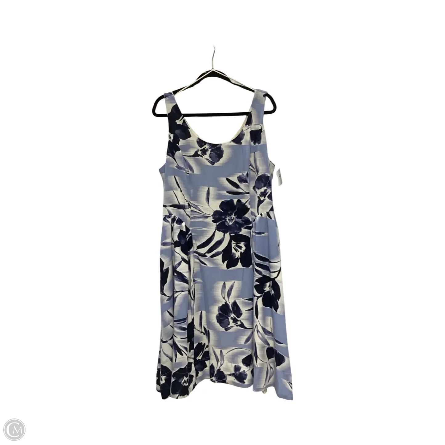 Dress Casual Short By Signature By Robbie Bee In Floral Print, Size: L