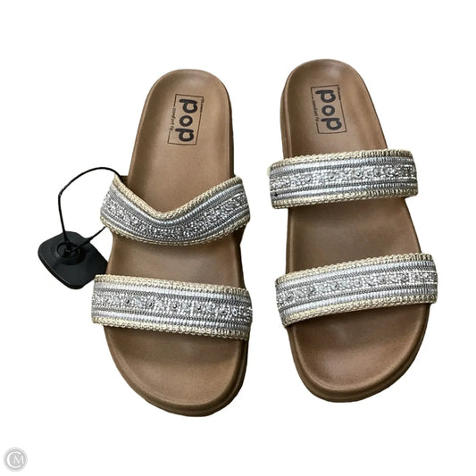 Sandals Flats By Clothes Mentor In Tan, Size: 9.5