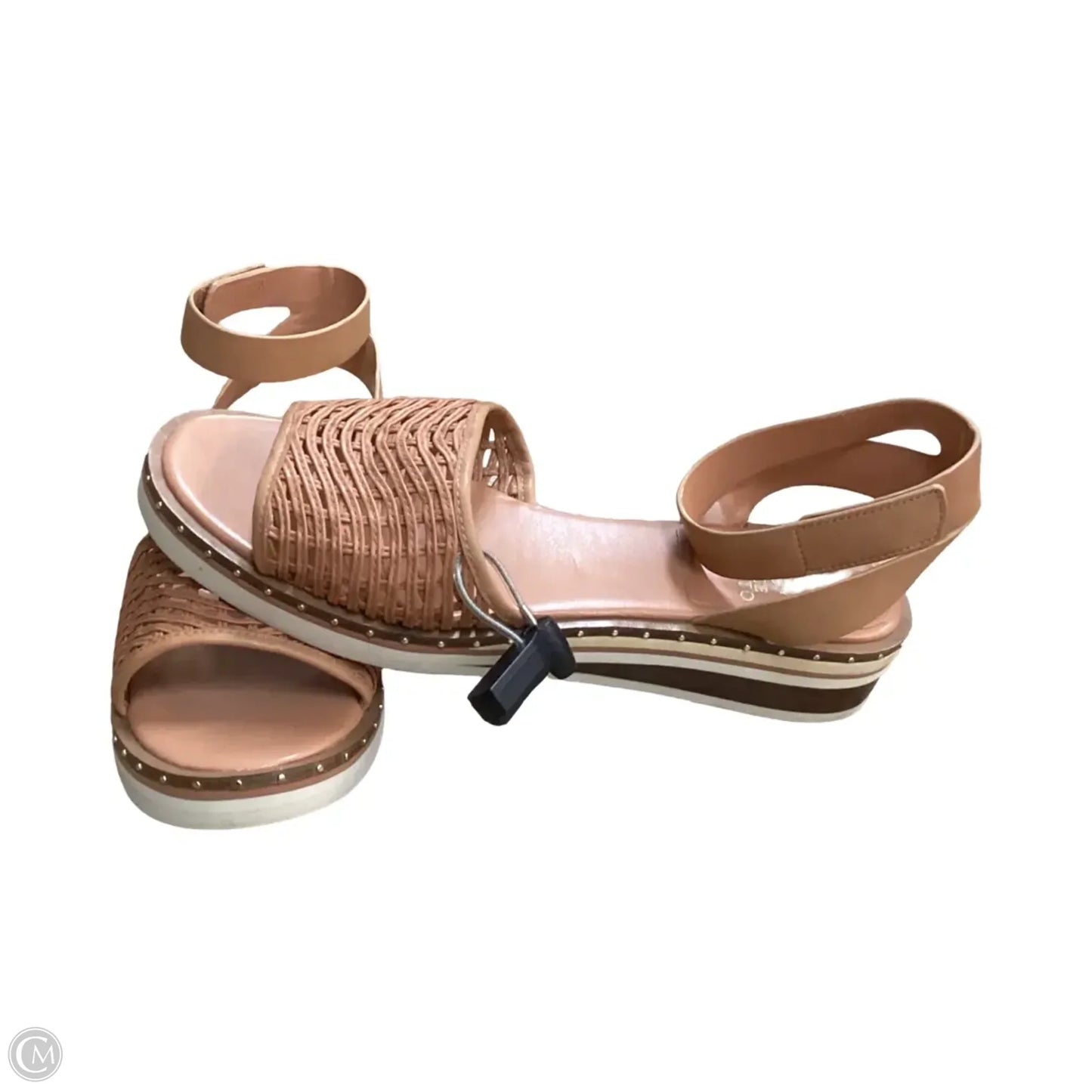 Sandals Flats By Vince Camuto In Tan, Size: 11