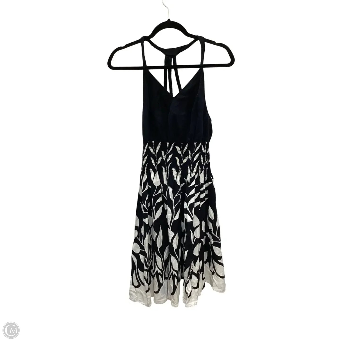 Dress Casual Short By Cassees In Black & White, Size: M