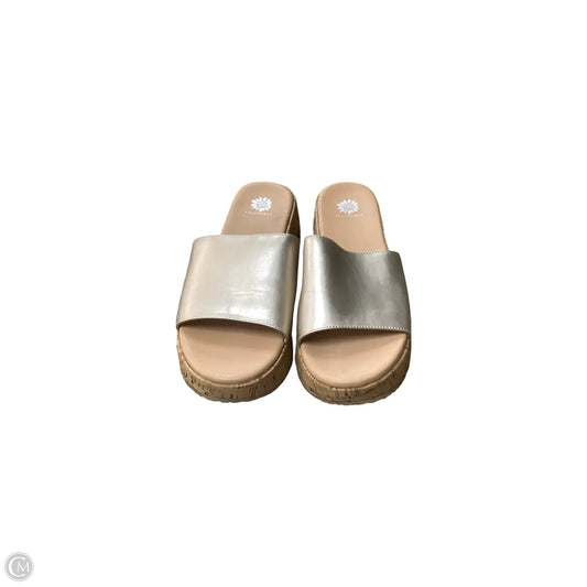 Sandals Heels Platform By Yellow Box In Gold, Size: 9.5