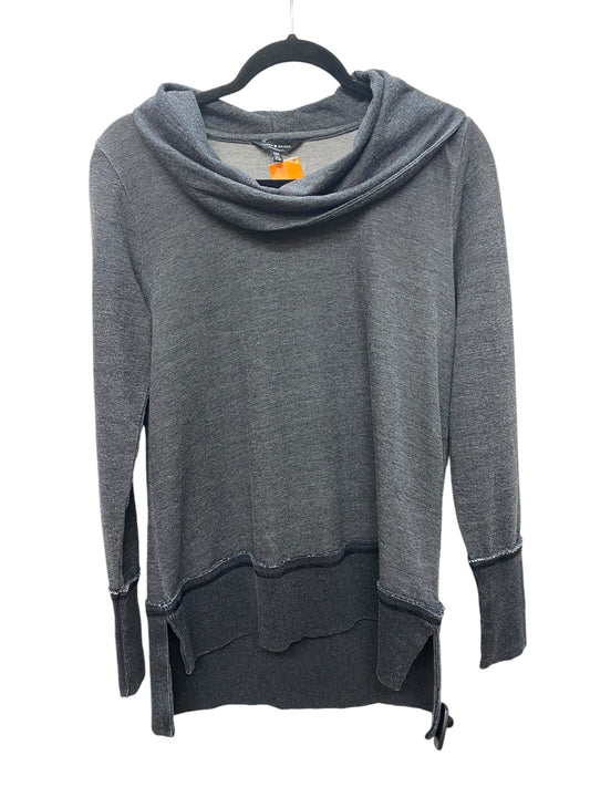 Top Long Sleeve By Lucky Brand In Grey, Size: M