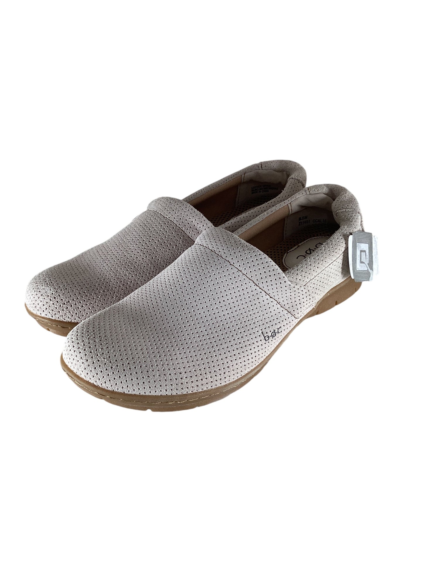 Shoes Flats By Boc In Cream, Size: 8.5