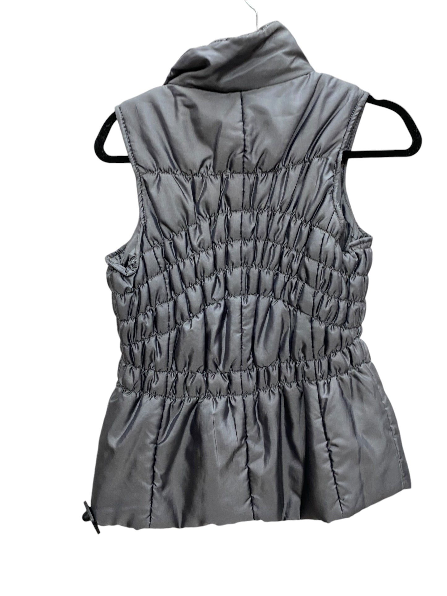 Vest Puffer & Quilted By Jane Ashley In Silver, Size: M